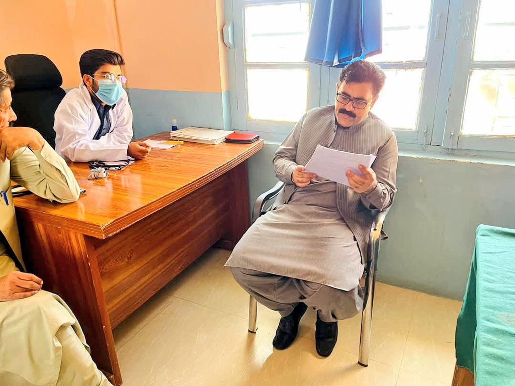 Minister Health dept Bakht Mohammad Kakar paid a surprise visit